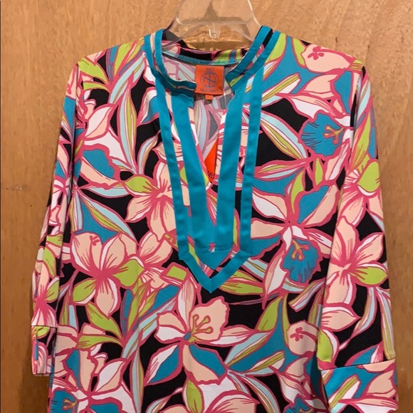 SOLD - Women’s dress size large. - Picture 4 of 9